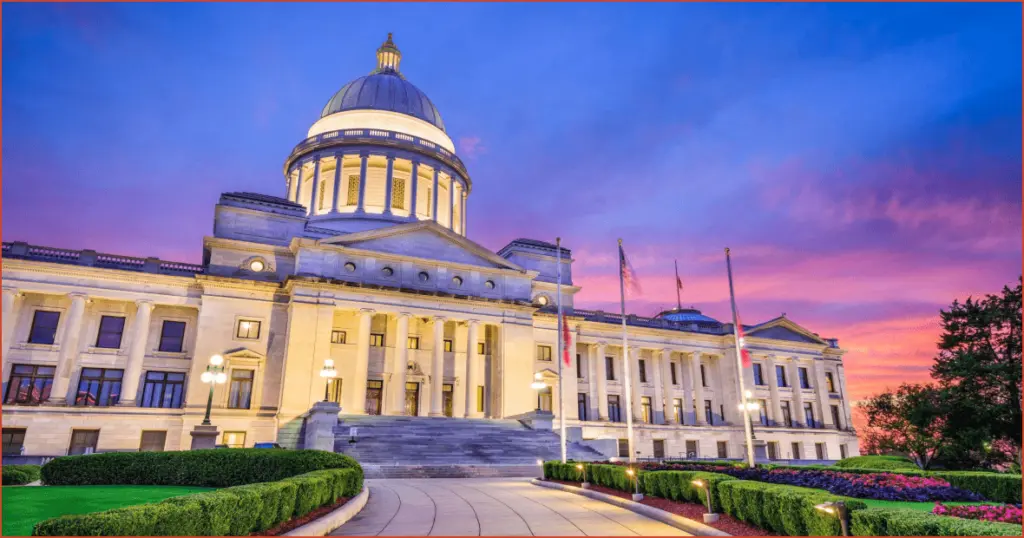 Arkansas moves forward with online casino legalization