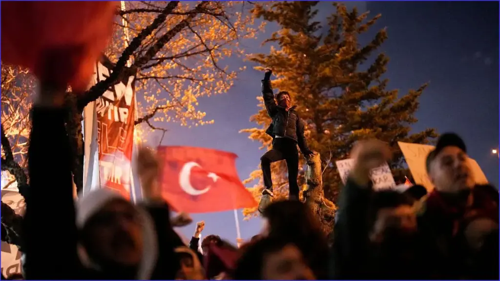 Istanbul gathers again in support of mayor İmamoğlu