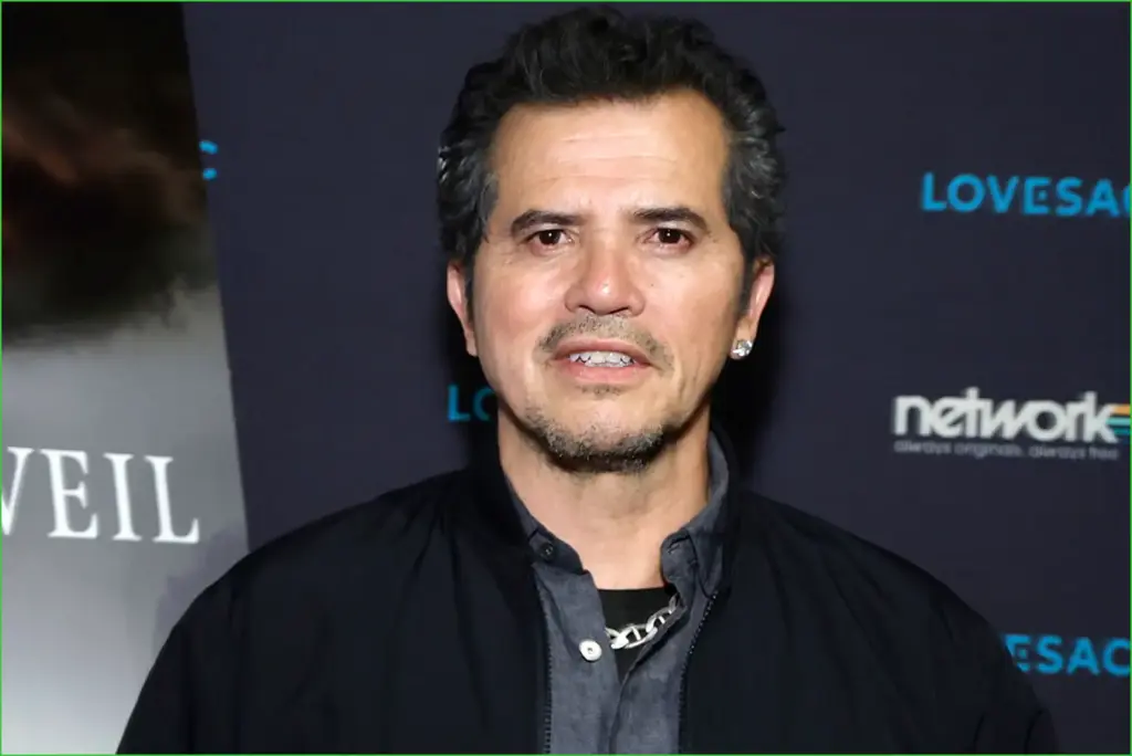 John leguizamo praises the courage of patrick swayze and wesley