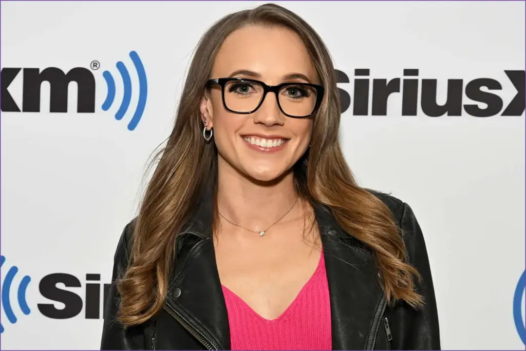 Kat timpf's courageous journey: surgery following breast cancer diagnosis