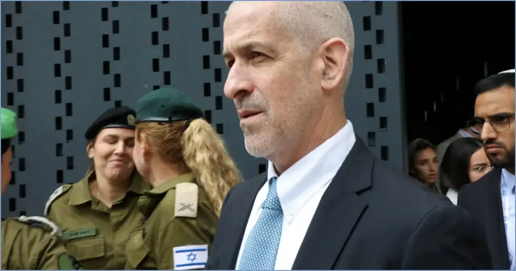 Netanyahu set to dismiss shin bet chief amidst ongoing protests