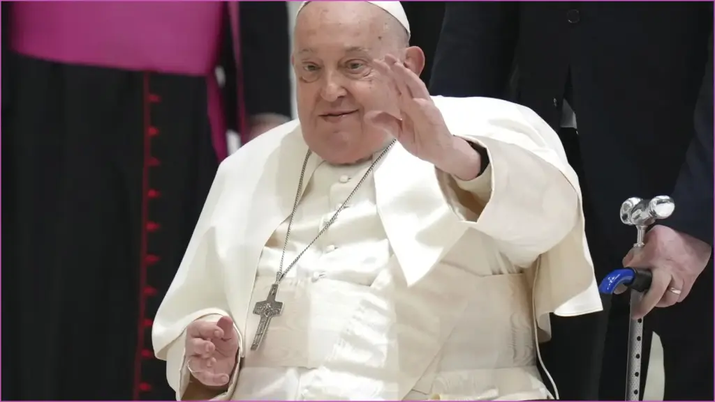 Pope francis set to leave hospital this sunday, doctors report