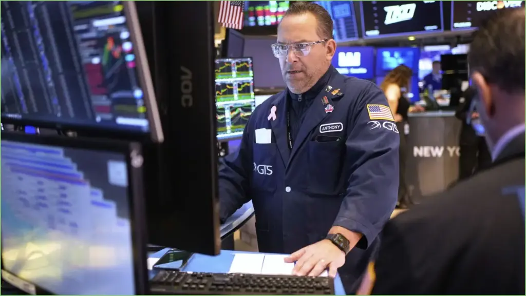 Wall street bounces back, ending four week downward trend