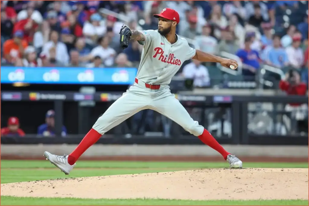 Cristopher sánchez anticipates no serious injury from left forearm discomfort