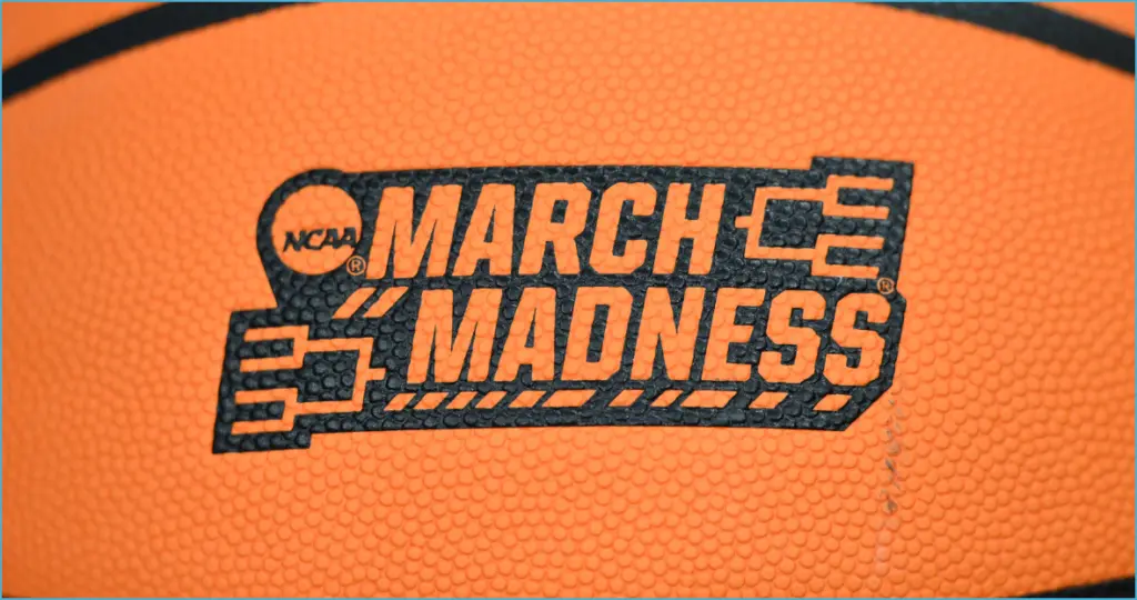 ESPN’s Early Look at the 2025-2026 NCAA Tournament Projections Espn's early look at the 2025 2026 ncaa tournament projections