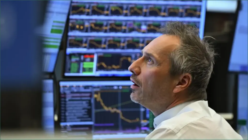 Market insights: analyzing stocks, news, data, and earnings