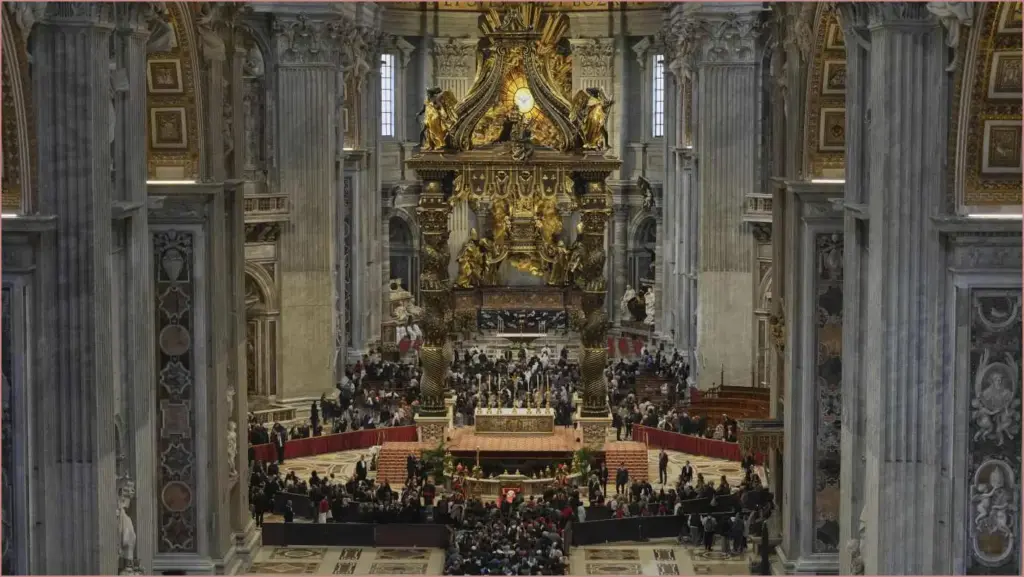 Massive turnout as mourners honor pope francis in three day public