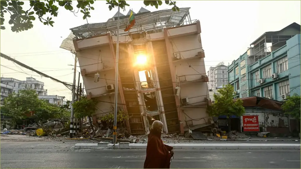 Myanmar’s Deadly Quake Exacerbates Political Crisis, Experts Warn Myanmar's deadly quake exacerbates political crisis, experts warn
