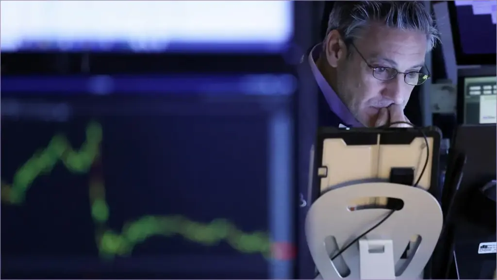Russell 2000 Marks First Major U.S. Stock Index to Enter Bear Market Russell 2000 marks first major u.s. stock index to enter