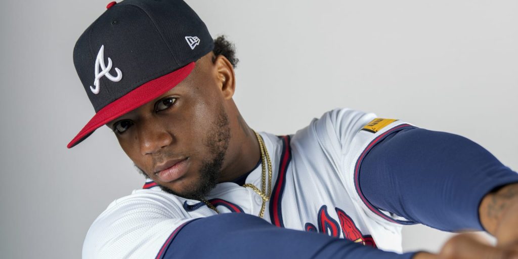 Acuña shines in rehab debut with home run in fcl