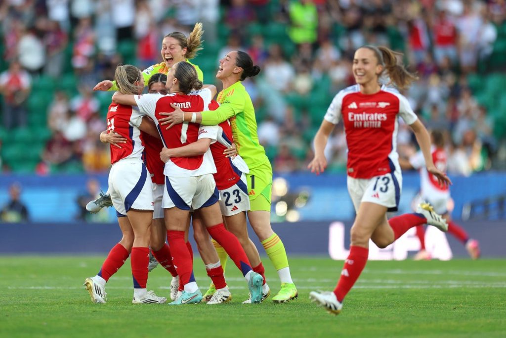 Arsenal secures victory over barcelona in thrilling women's champions league