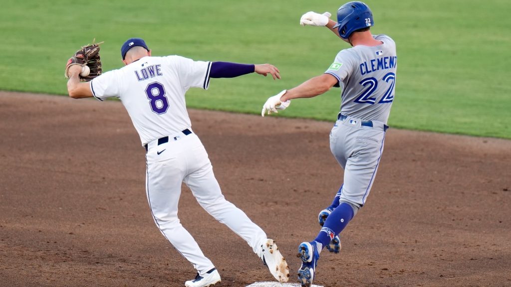 Blue jays offense falls short again in loss to rays