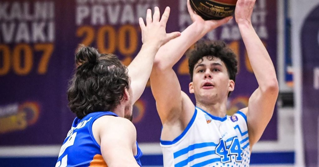 Exciting global talent joins hubert davis and the tar heels