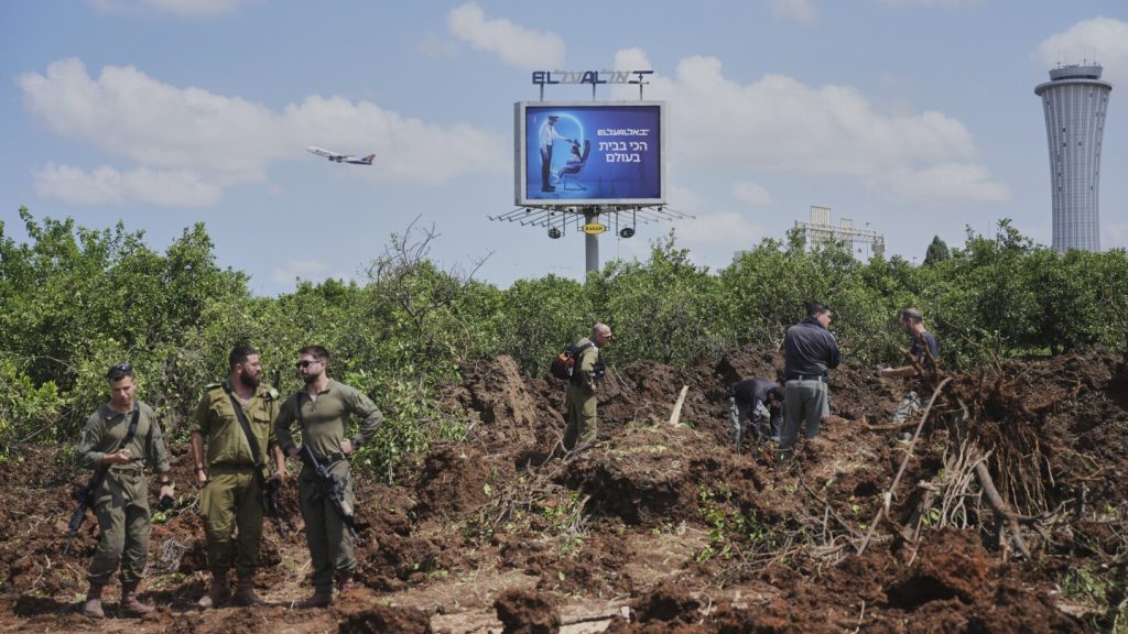 Houthis missile disrupts flights at ben gurion airport