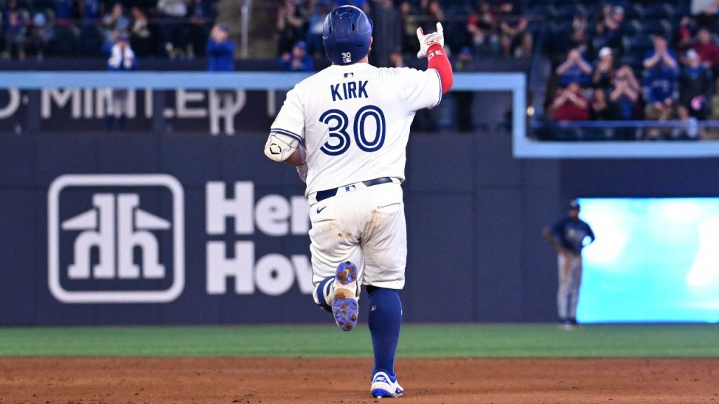 Kirk's thrilling comeback powers blue jays past rays