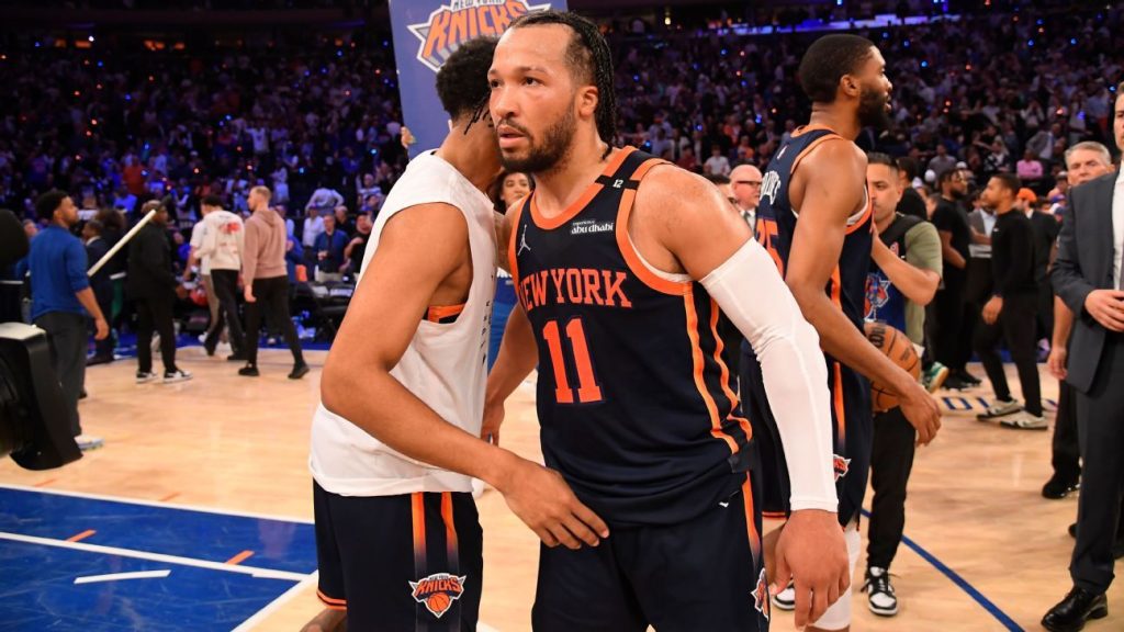 Knicks rally to take 3 1 lead over celtics with game