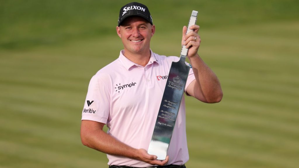 Sepp straka triumphs over shane lowry to claim truist championship