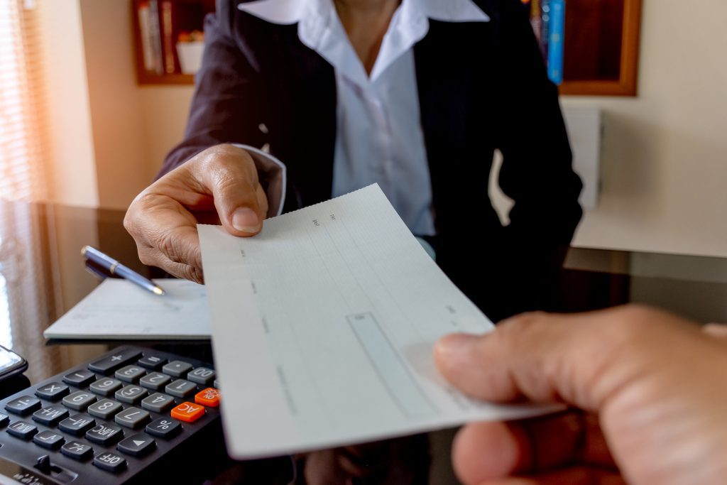 Two easy dividend stocks to buy for steady income this