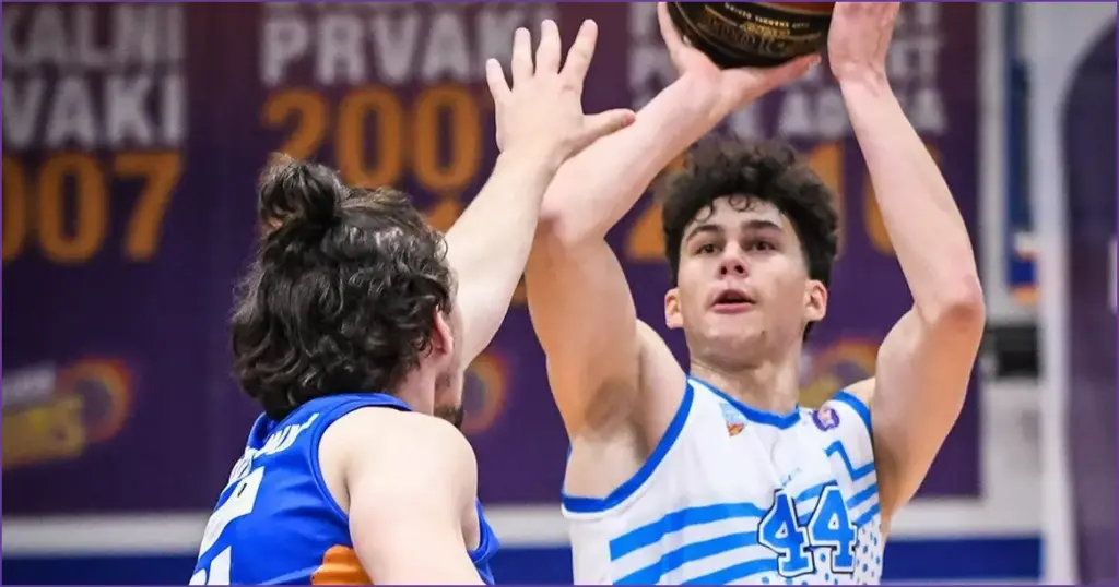 Exciting global talent joins hubert davis and the tar heels