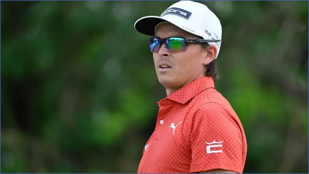 Fowler and morikawa shine in opening round at truist championship