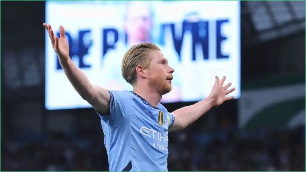 Napoli seeks to outmaneuver liverpool for de bruyne
