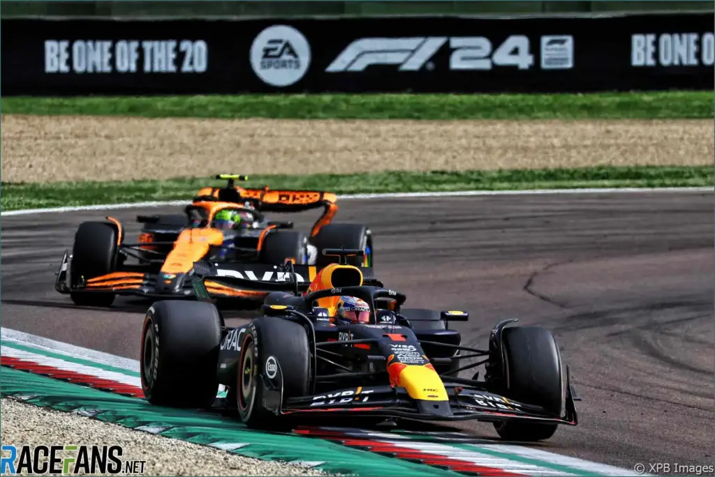 Verstappen and Piastri Aim for a Fourth Consecutive Victory Verstappen and piastri aim for a fourth consecutive victory