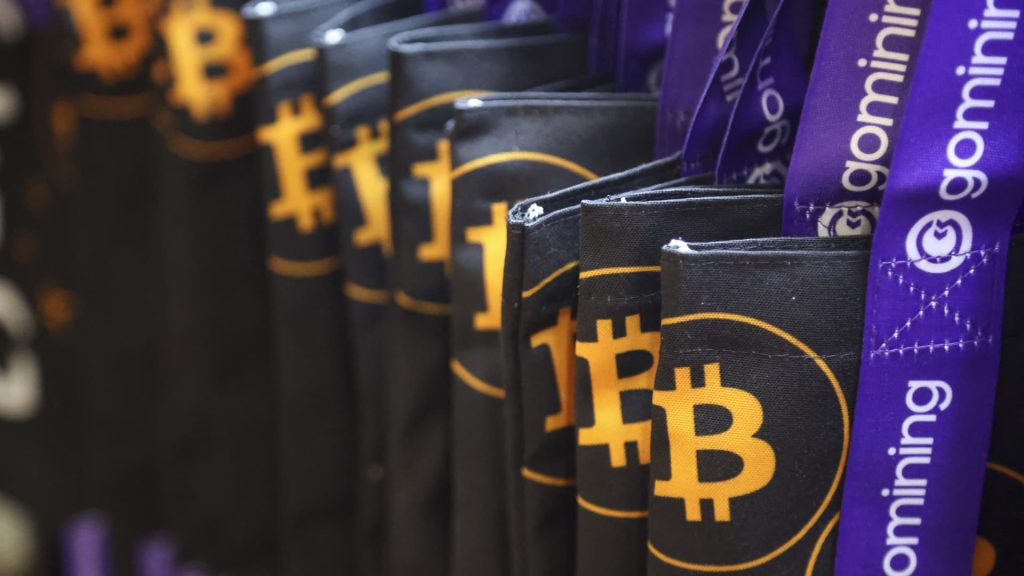 Bitcoin set for a breakthrough to new all time highs above
