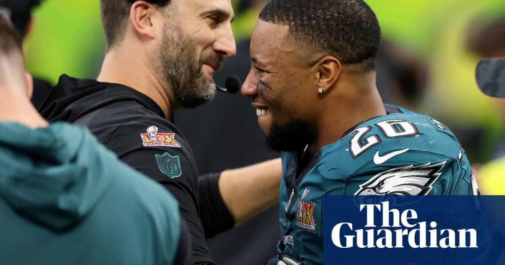 Eagles players back controversial right wing wealth initiative