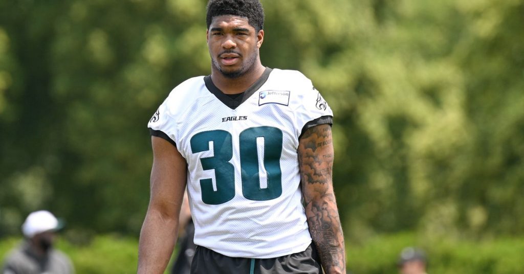 Insights from the eagles' spring practices: 14 key questions addressed