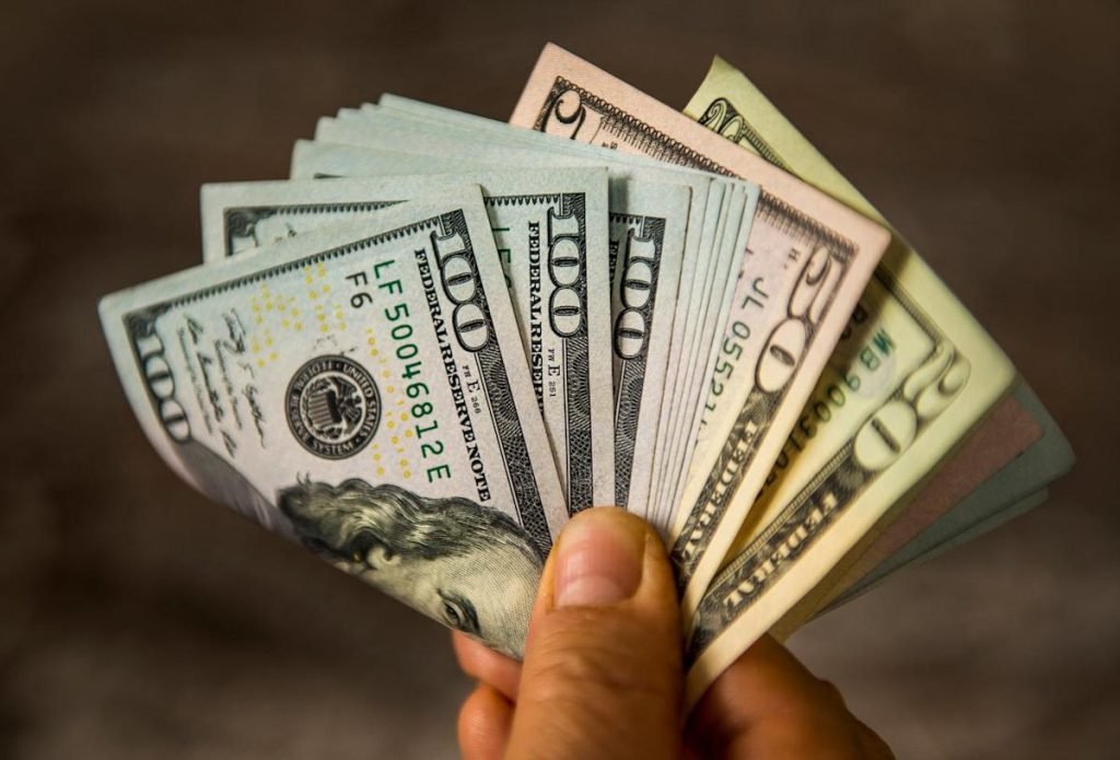 Top ultra high yield dividend stocks to buy in june for big