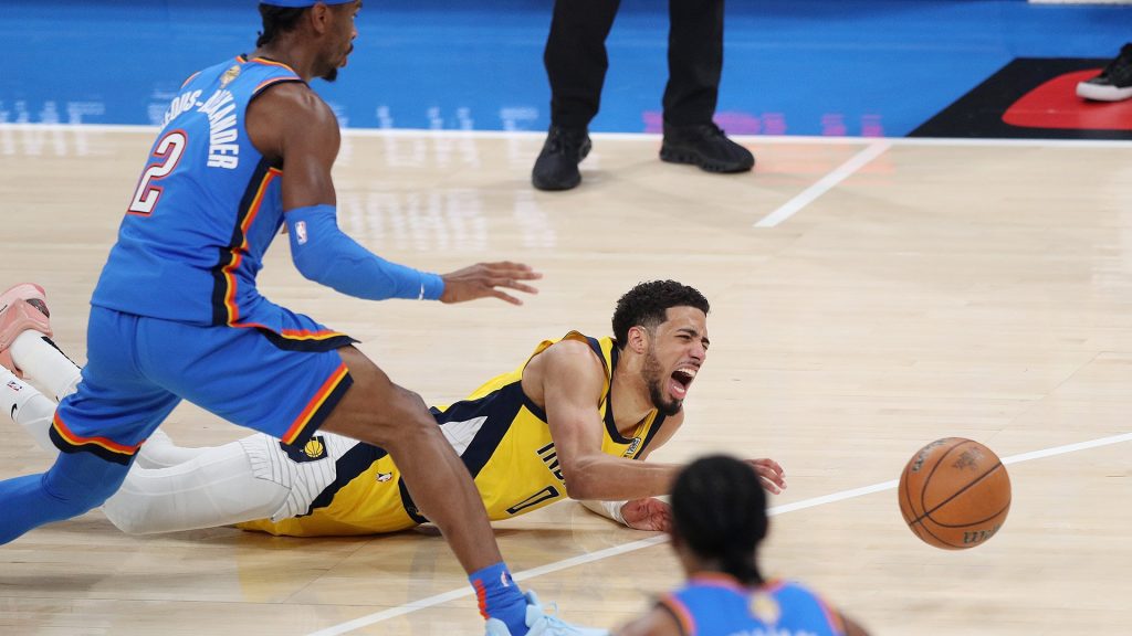 Tyrese haliburton departs nba finals game 7 with right leg