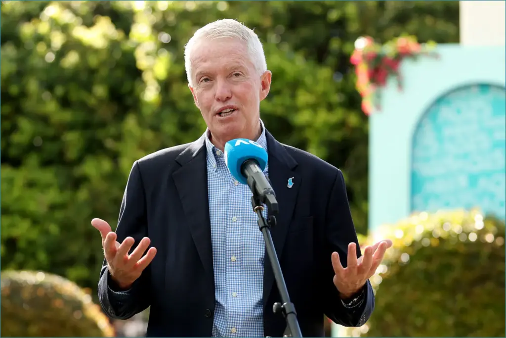 Australian Open Director Shares Thoughts on Lack of Women’s Night Matches at Roland Garros Australian open director shares thoughts on lack of women's night