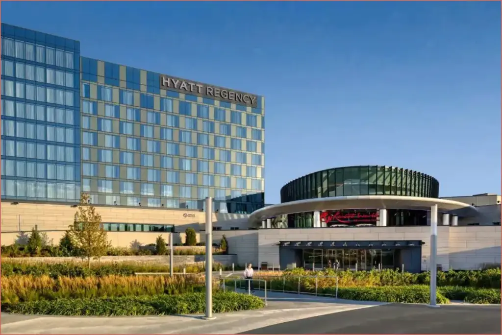 Resorts world proposes $5.5b full scale casino resort expansion in queens