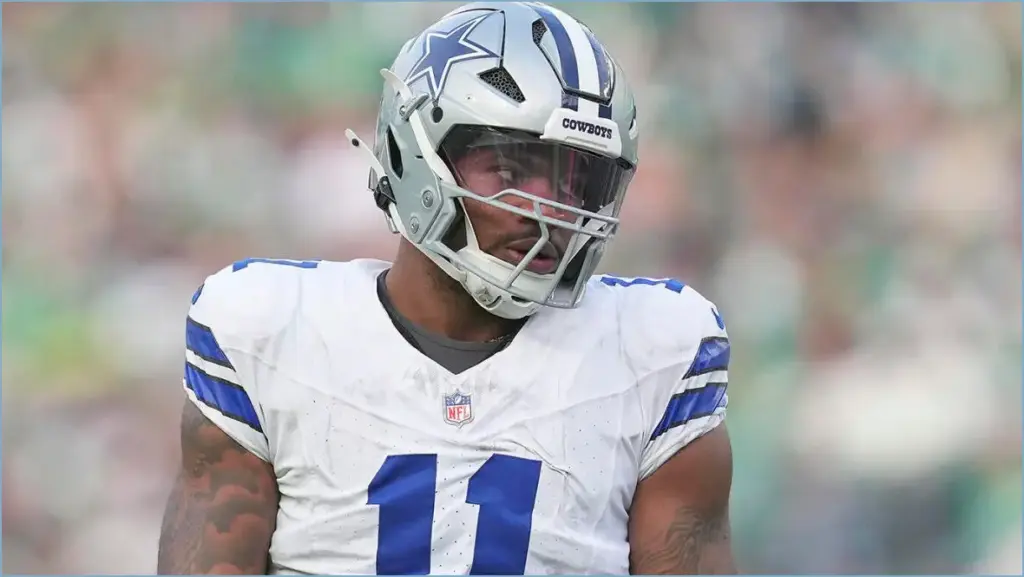 Top NFL Stars Sit Out 2025 Offseason Over Contract Disputes Top nfl stars sit out 2025 offseason over contract disputes