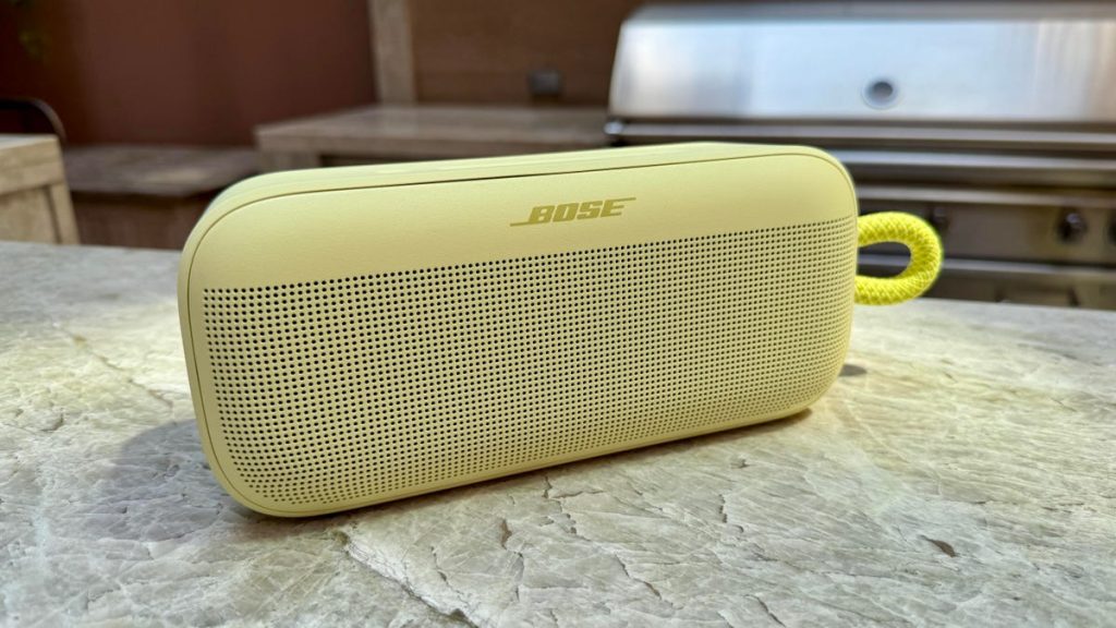 Discover why bose's soundlink plus is the perfect bluetooth speaker