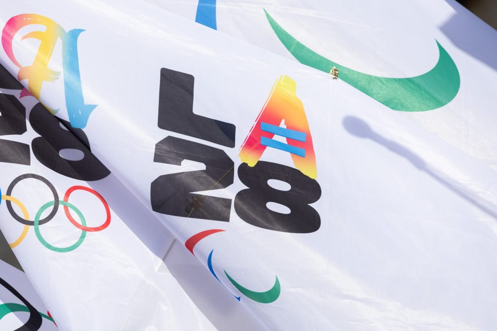 Fans criticize la olympics for unpopular changes to tennis event