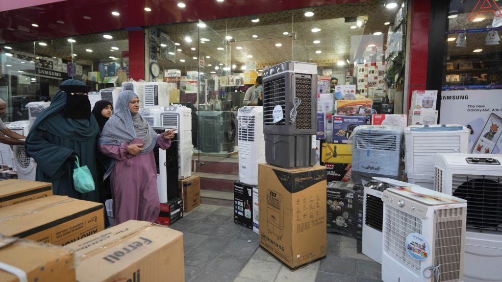 India aims to regulate temperature controls on new air conditioners