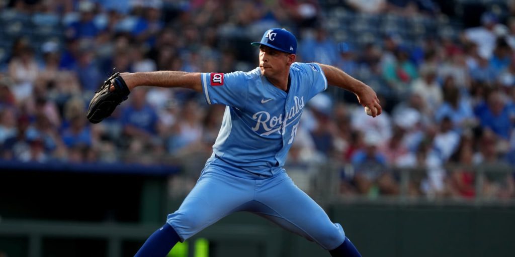 Kris bubic placed on injured list with left rotator cuff