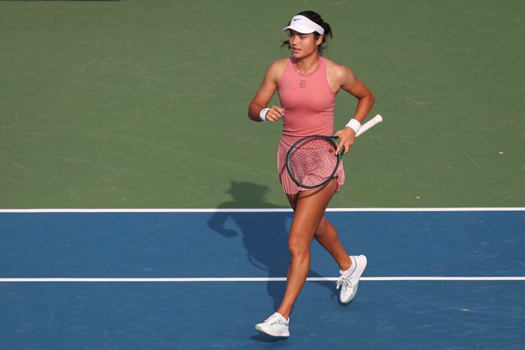 Raducanu and osaka face off in washington's exciting second round