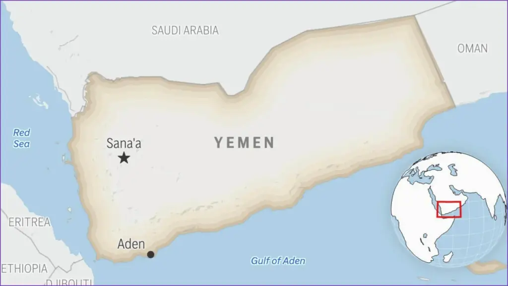 Crew evacuates amid red sea ship attack
