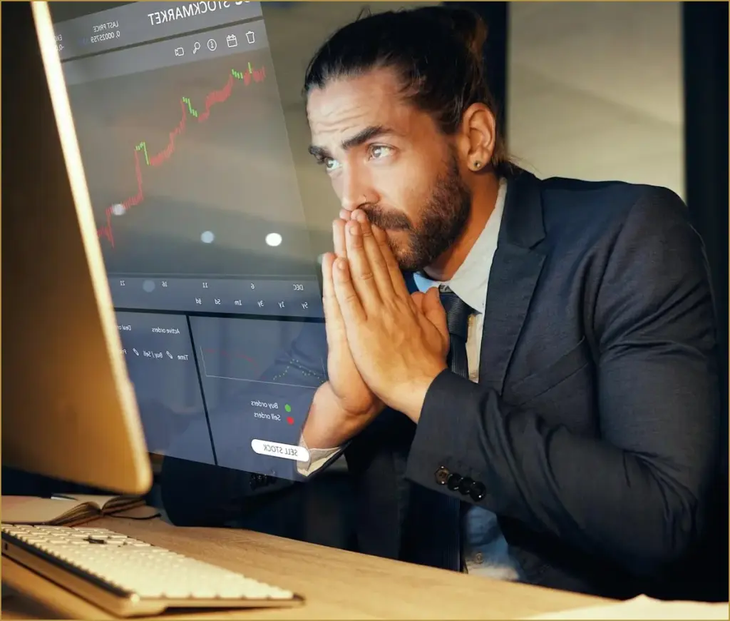 Exploring millionaire potential: dogecoin vs. solana