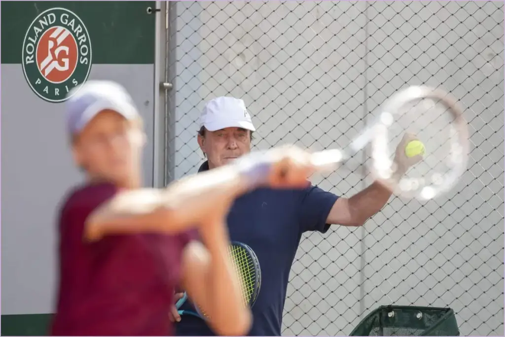 Insights from the coach who connects sinner and djokovic