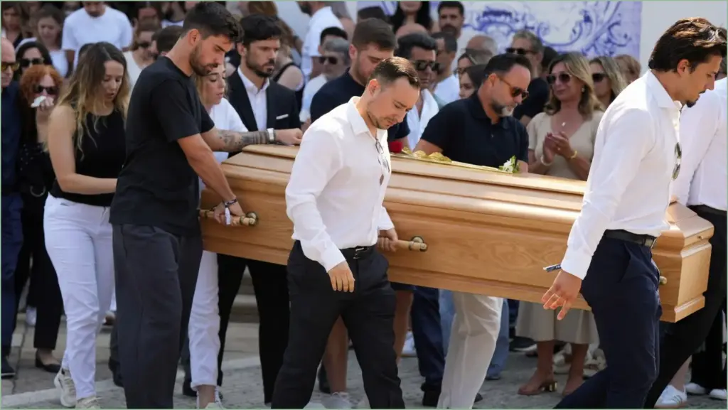 Liverpool Players Pay Tribute at Jota Family Funeral Liverpool players pay tribute at jota family funeral