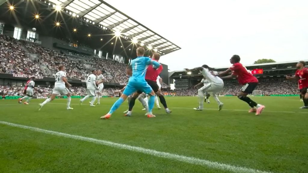 Analyzing man united's penalty and yoro's push in the var