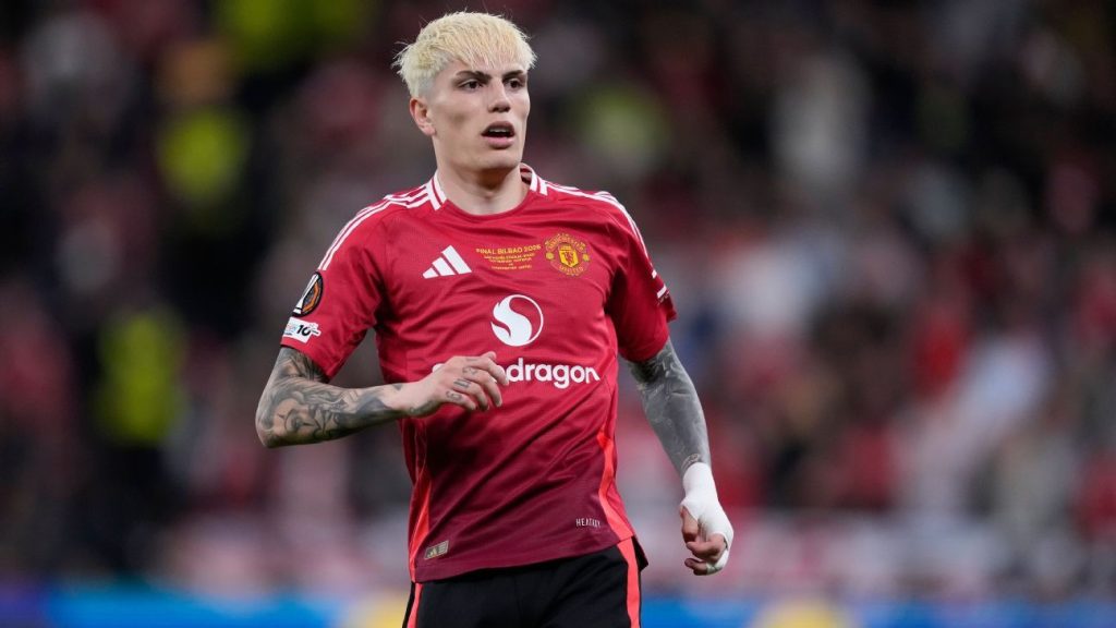 Chelsea clears space for garnacho and simons in transfer moves