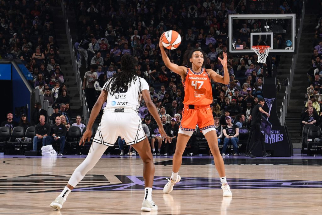 Connecticut stumbles against golden state in 74 57 defeat