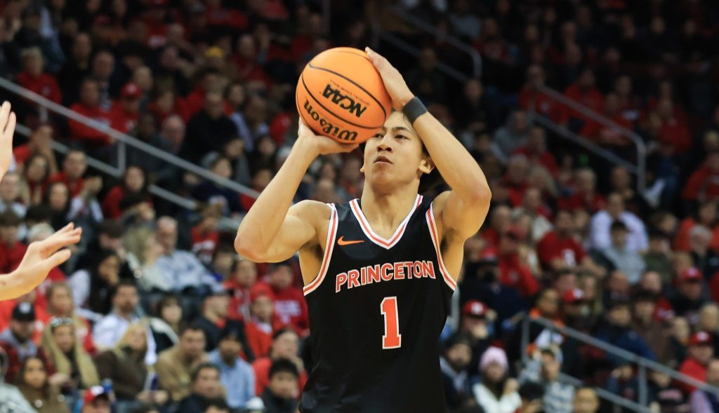 Florida men's basketball boosts backcourt with new signings lee and