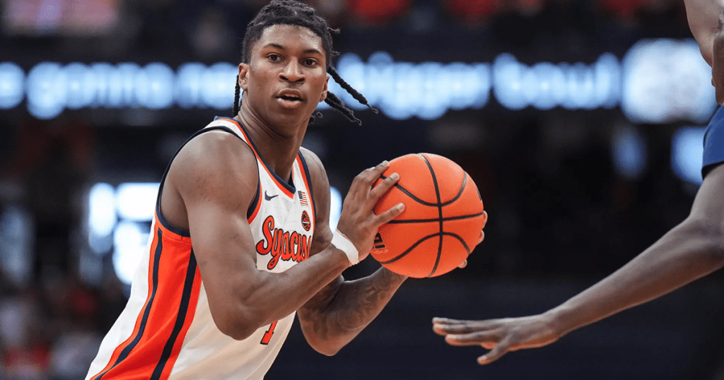 Historic basketball showdown: su faces delaware state