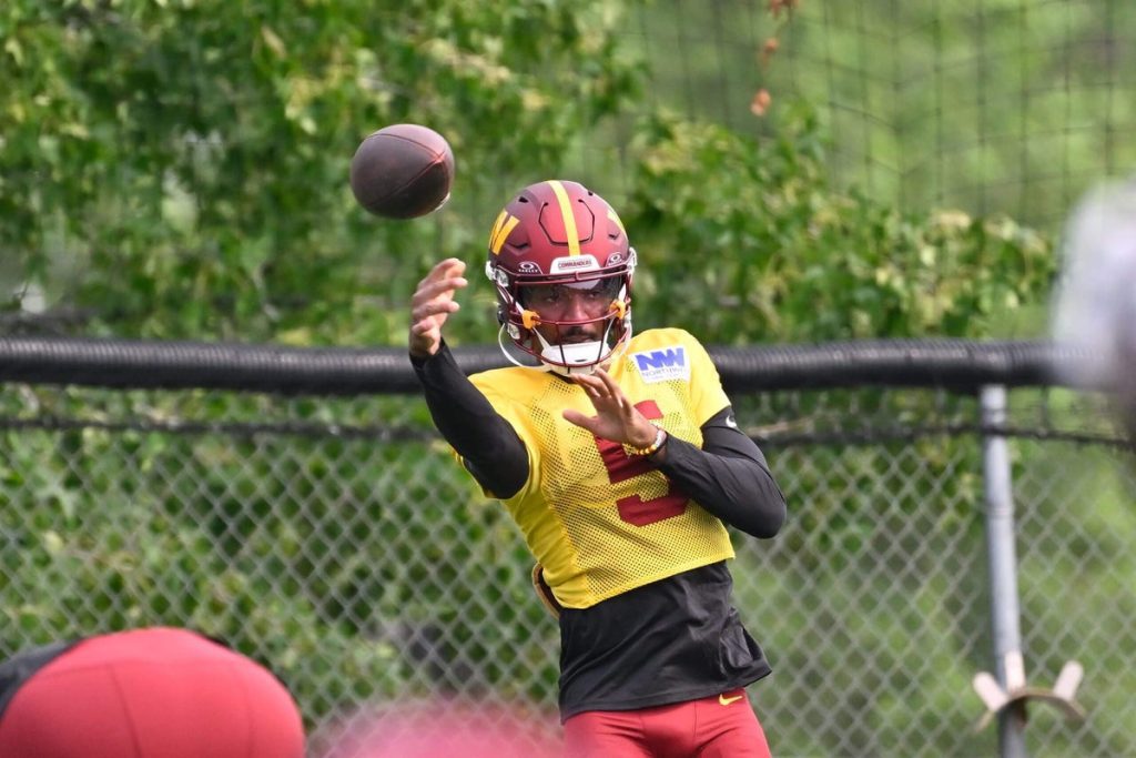 Jayden daniels' offseason self scouting is reaping rewards