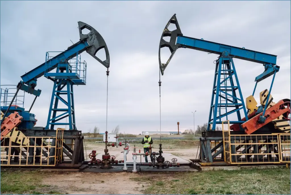 Hedge funds shift focus from oil to green energy investments